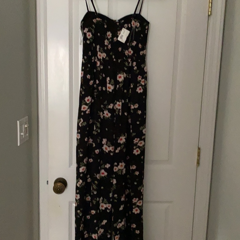 Jumpsuit From Ruby & Jenna Sz Small Nwt - image 3